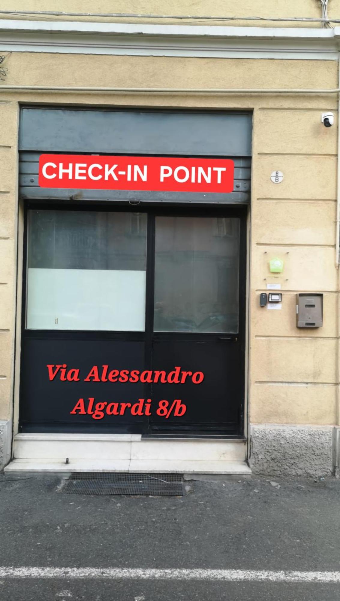 Via Matteotti & Via Carracci Apartments Bolonia Exterior foto
